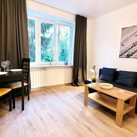 Great Life - Apartment Next To Metro Station Варшава Экстерьер фото