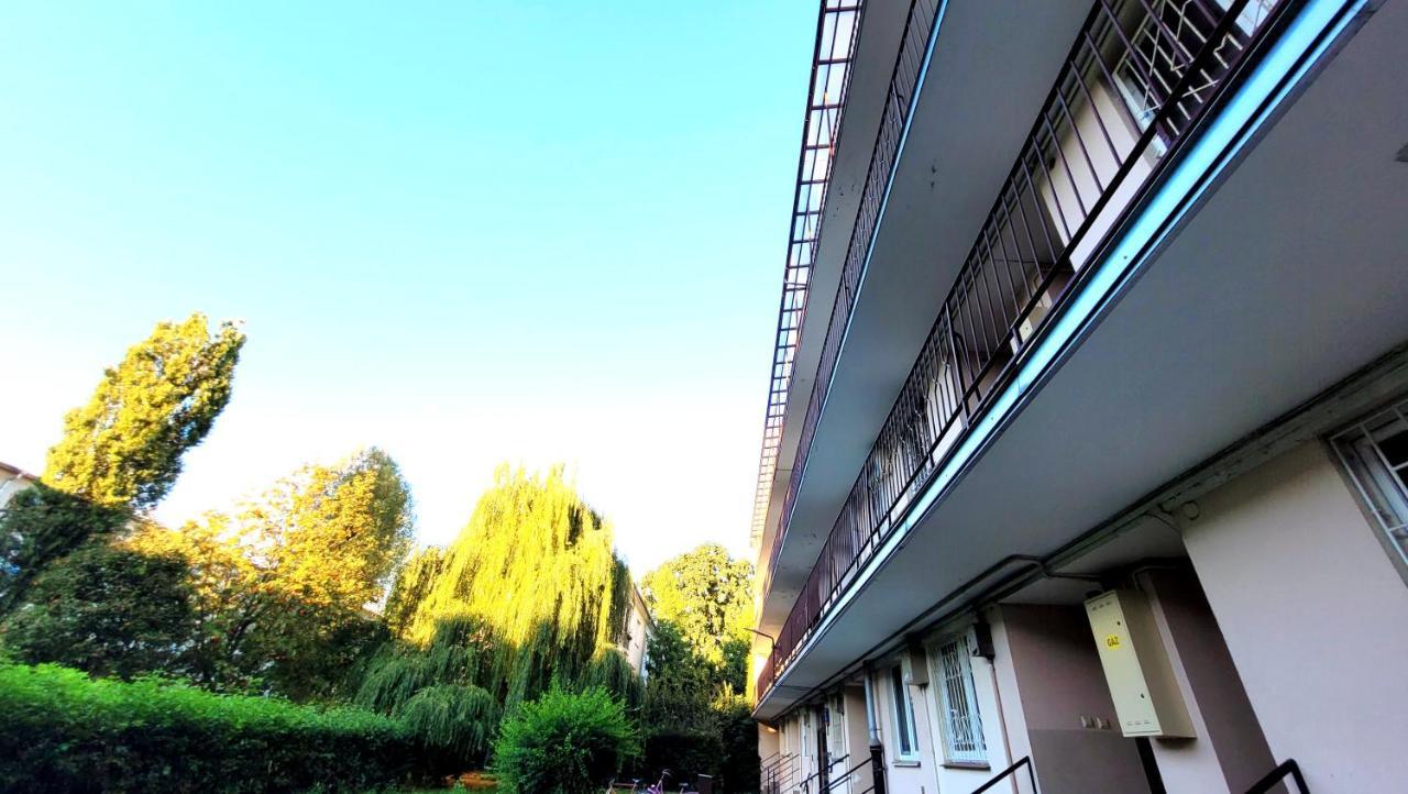 Great Life - Apartment Next To Metro Station Варшава Экстерьер фото